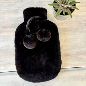 NWT FLAG Black Faux Fur Hot Water Bottle Cover with Green Water bottle.
